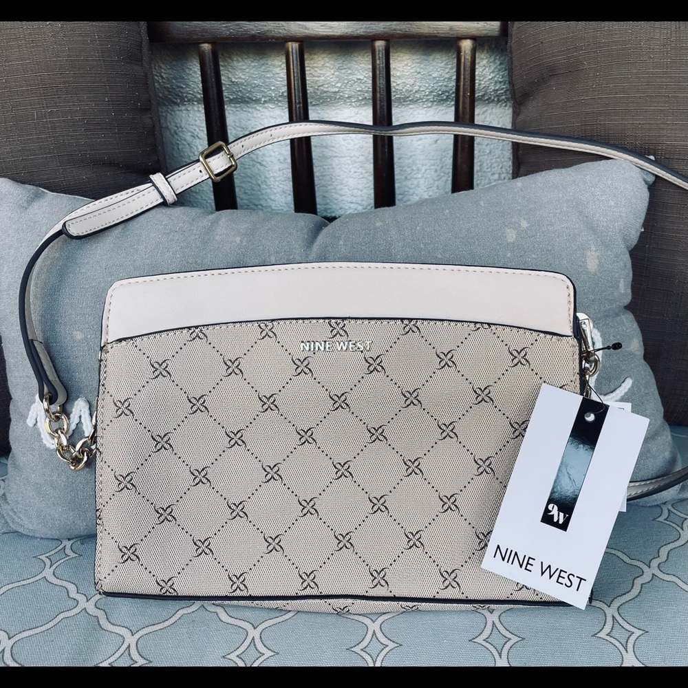 BRAND NEW Nine West handbag